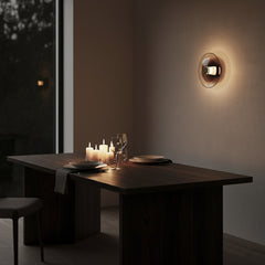 Lámpara de pared LED de hierro con cristal ahumado