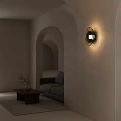 Lámpara de pared LED de hierro con cristal ahumado